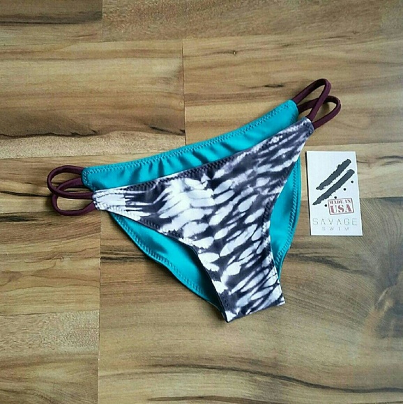 Savage Swim Other - NWT Savage Swim reversible Chloie bikini bottom S